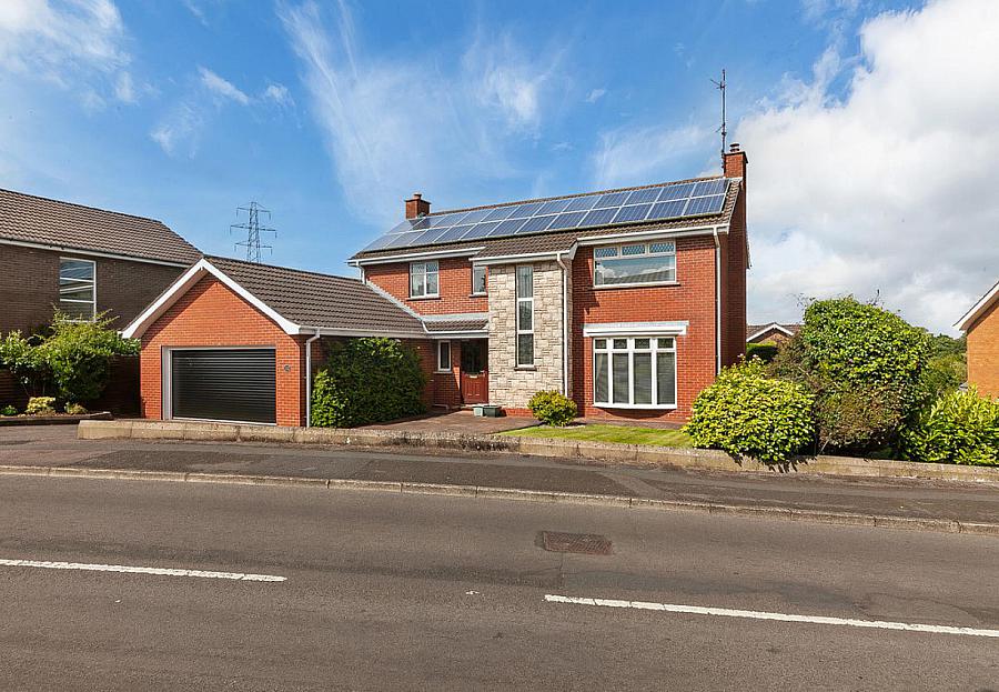 122 Trossachs Drive