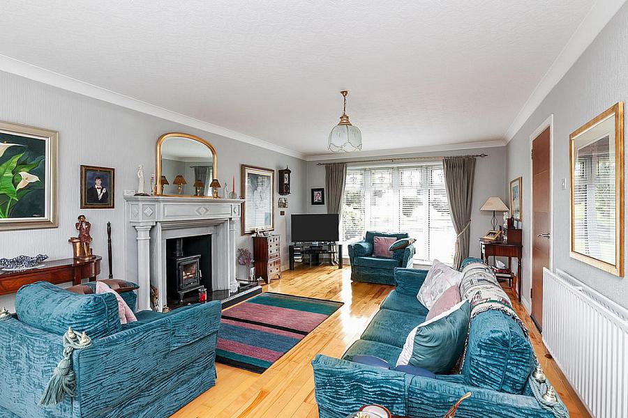 122 Trossachs Drive