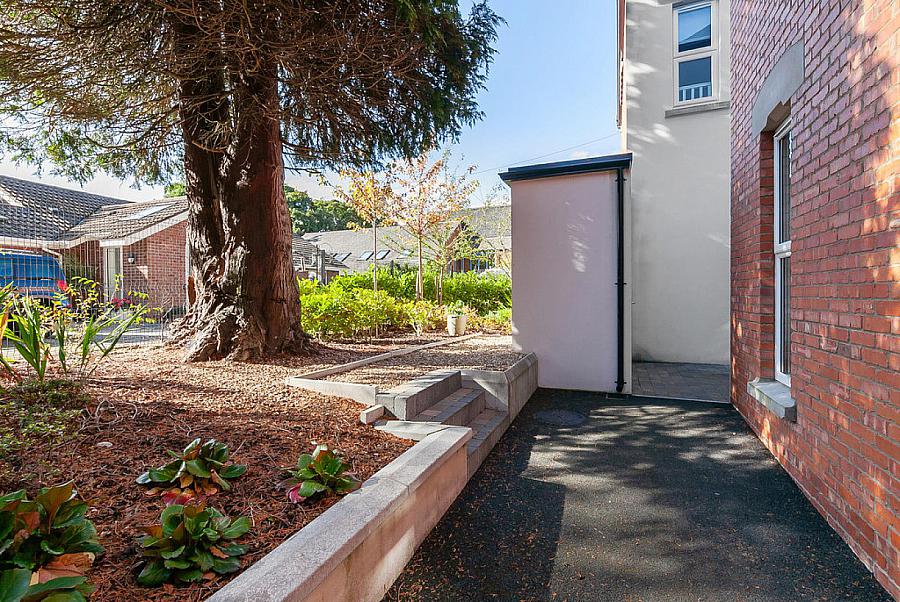 Flat 3 Furnisher House, 19 Windsor Avenue