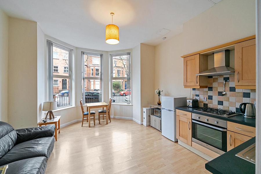 Apt 1, 97 Eglantine Avenue