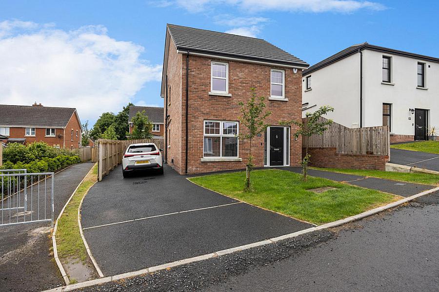 37 Sir Richard Wallace Crescent