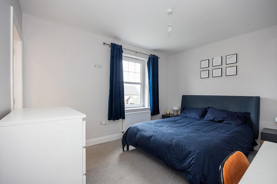 37 Sir Richard Wallace Crescent