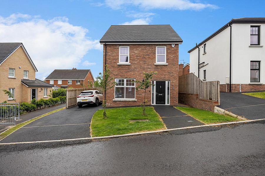 37 Sir Richard Wallace Crescent