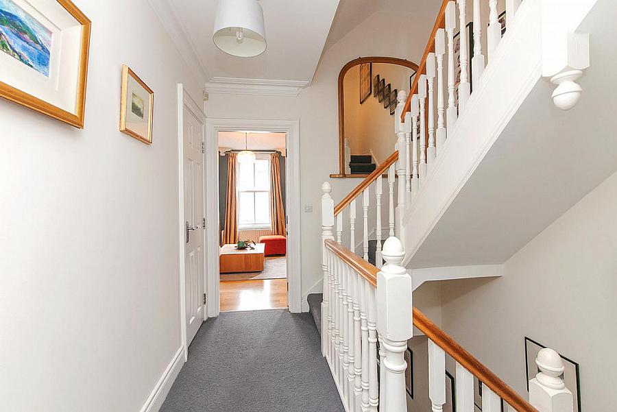 9 Danesfort Park South