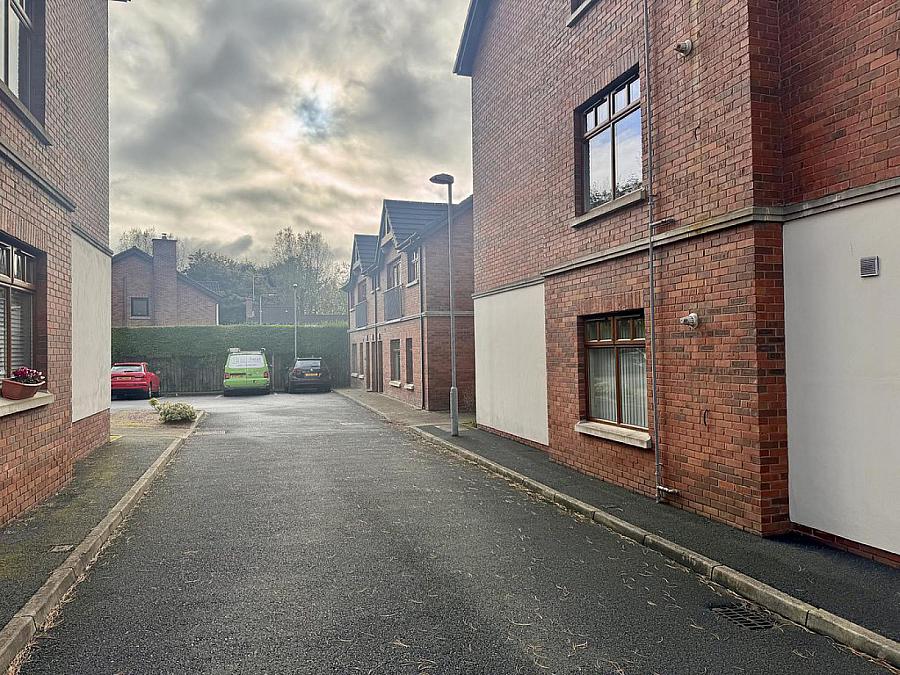 Apt 16 4 Greenwich Mews