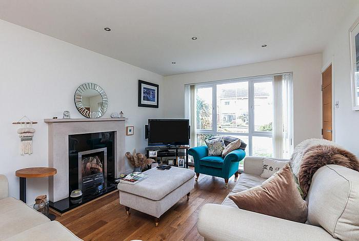 94 Trossachs Drive