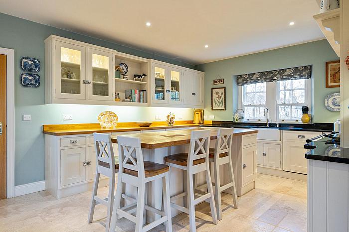 10 Eglantine Demesne Road