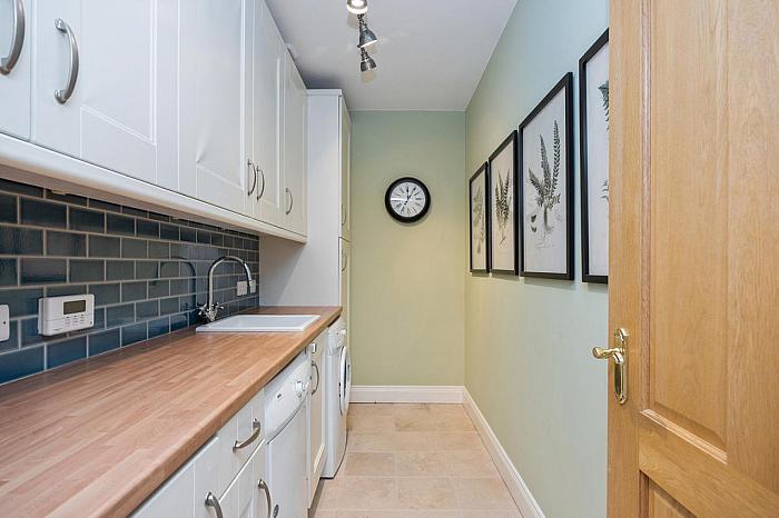 10 Eglantine Demesne Road