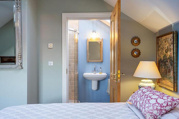 10 Eglantine Demesne Road