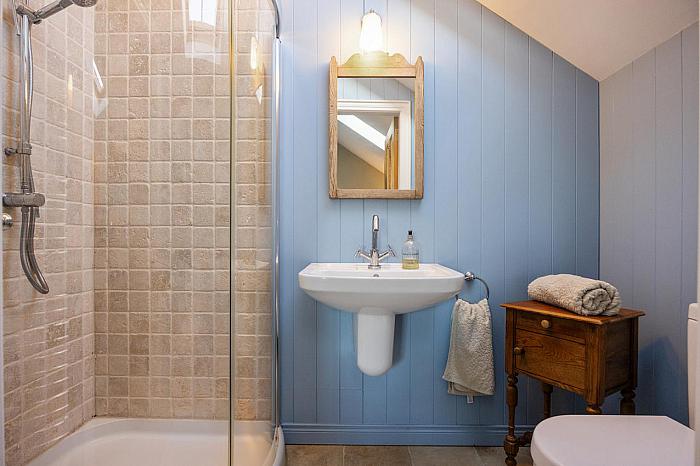 10 Eglantine Demesne Road