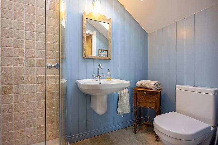 10 Eglantine Demesne Road