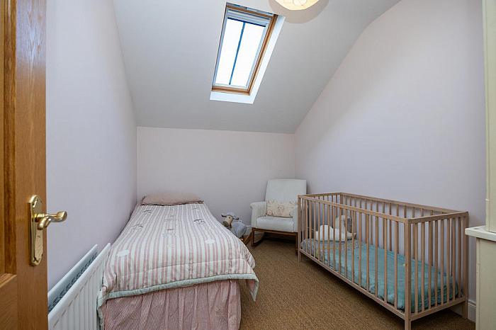 10 Eglantine Demesne Road