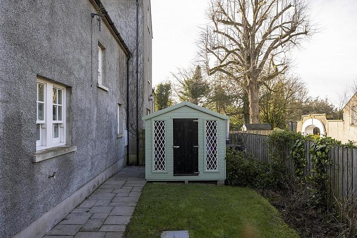 10 Eglantine Demesne Road