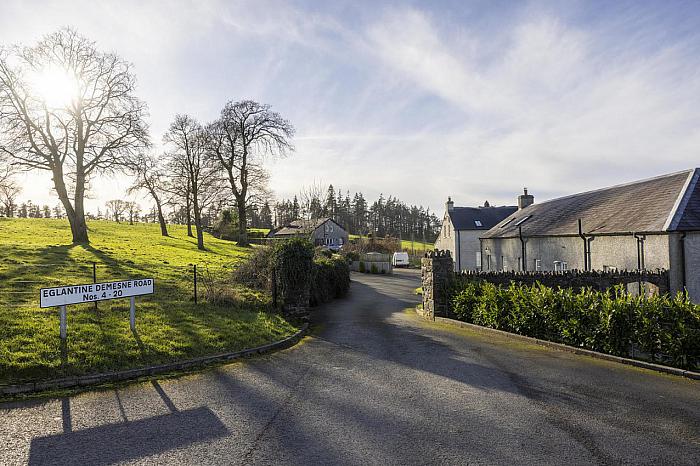 10 Eglantine Demesne Road