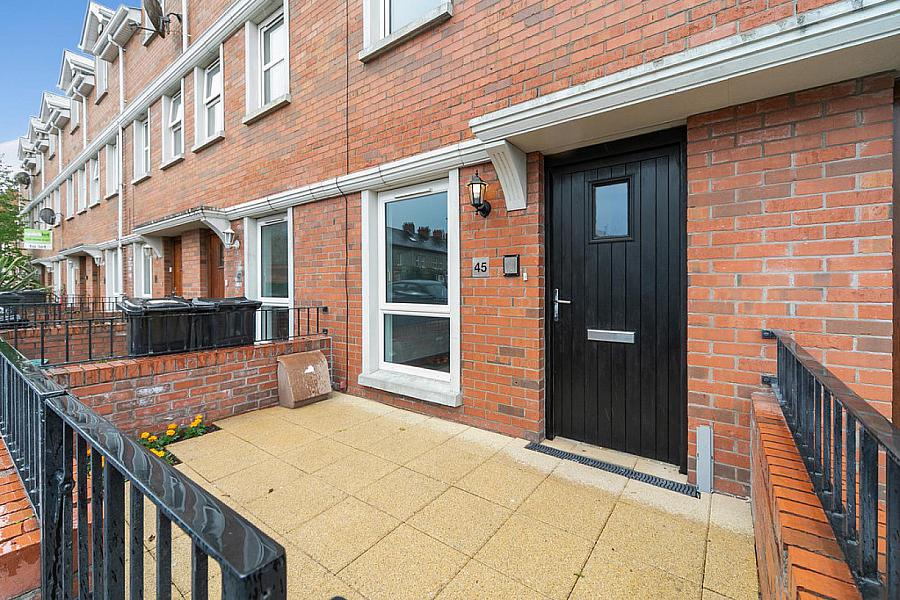 45 Northbrook Street