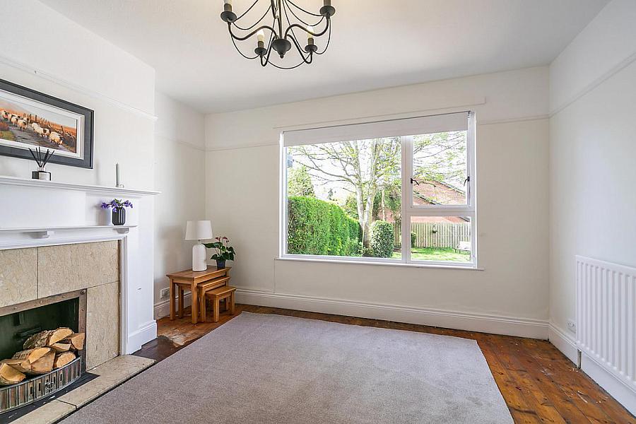 4 Balmoral Gardens