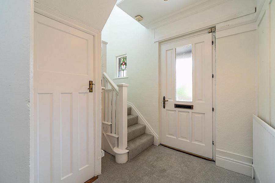 4 Balmoral Gardens