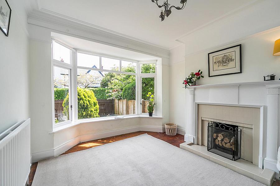 4 Balmoral Gardens