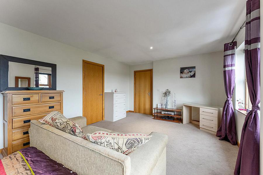 6 Quarterlands Lane