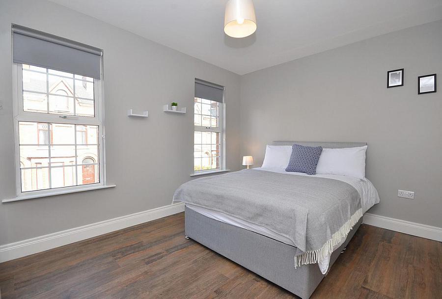 22 St Ives Gardens