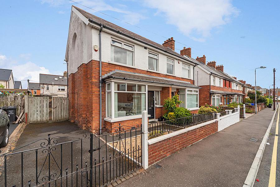 74 Loopland Park