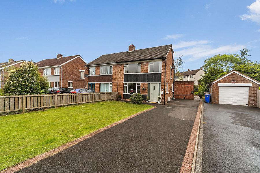 33 Greystown Avenue, upper malone road, belfast, BT9 6UG