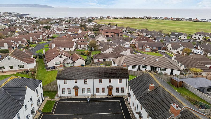 12 Swilly Court