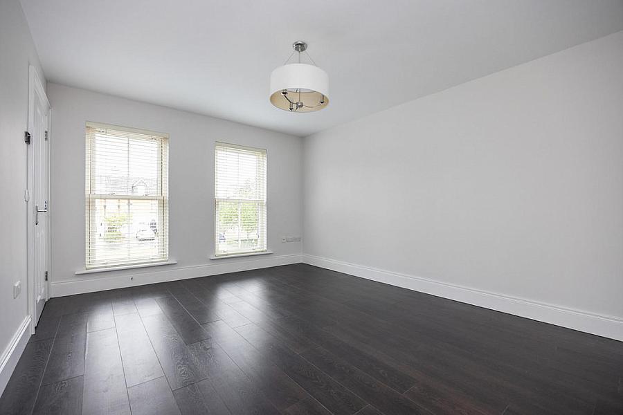 22 Ballantine Gardens