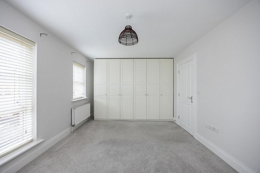 22 Ballantine Gardens