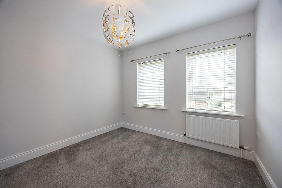 22 Ballantine Gardens