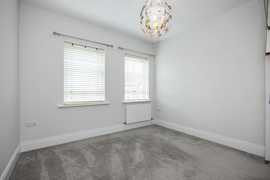 22 Ballantine Gardens
