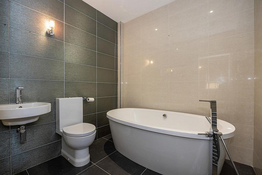 22 Ballantine Gardens