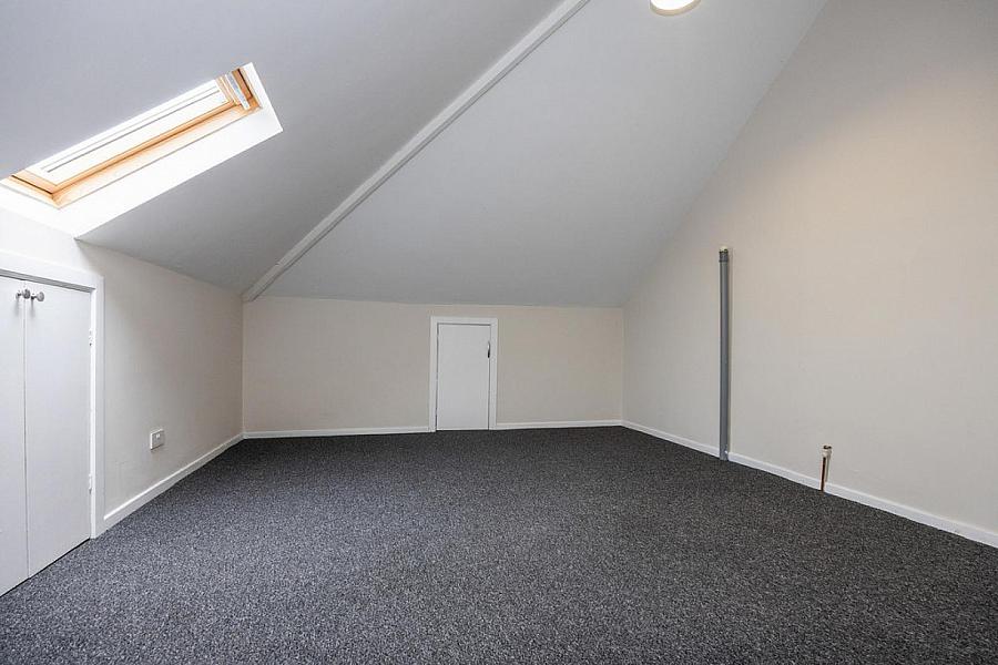 22 Ballantine Gardens