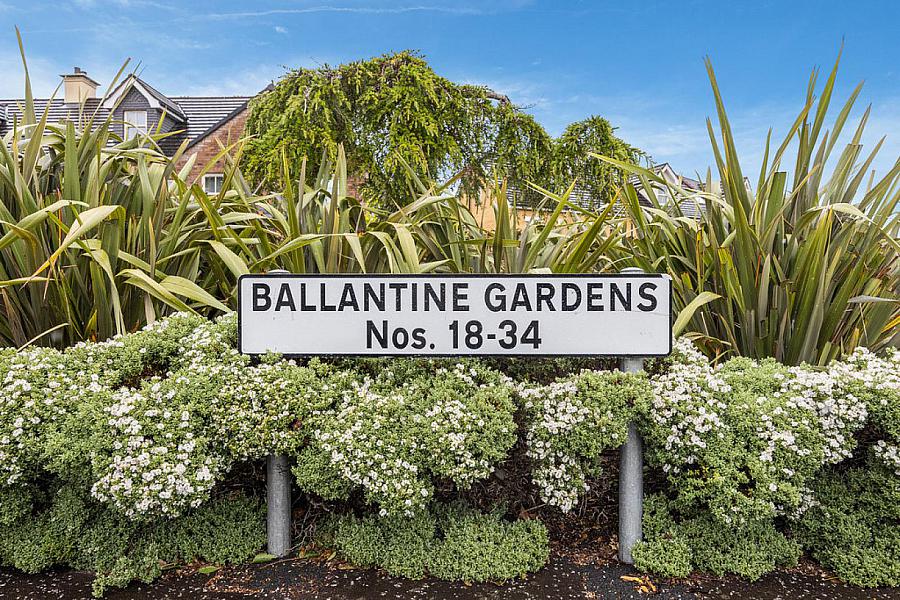 22 Ballantine Gardens