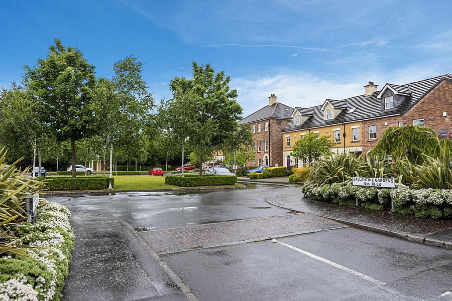 22 Ballantine Gardens