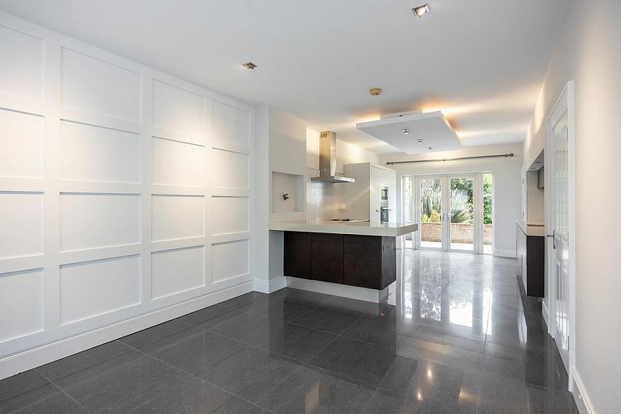 22 Ballantine Gardens
