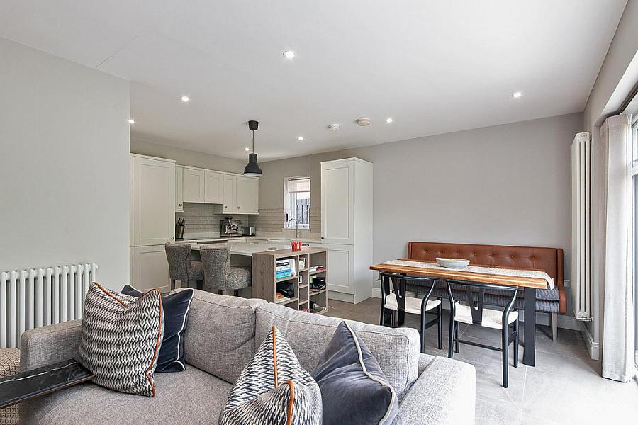 17b Upper Lisburn Road