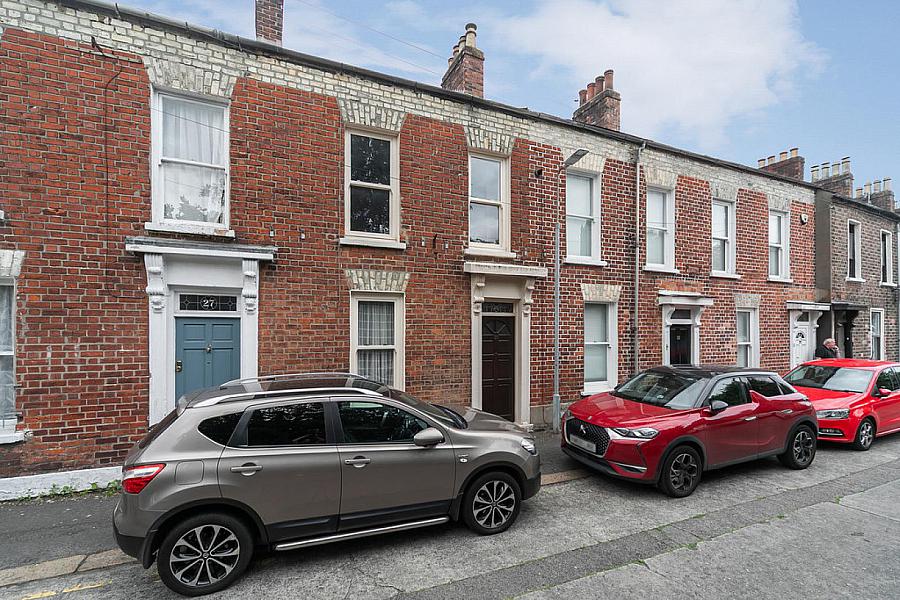 25 Malone Place