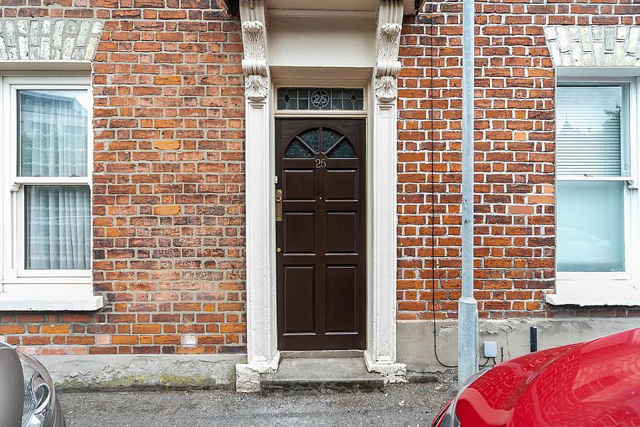 25 Malone Place