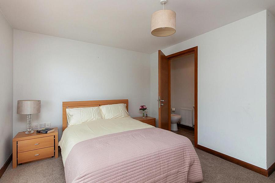 Apt 17, 226 Malone Road