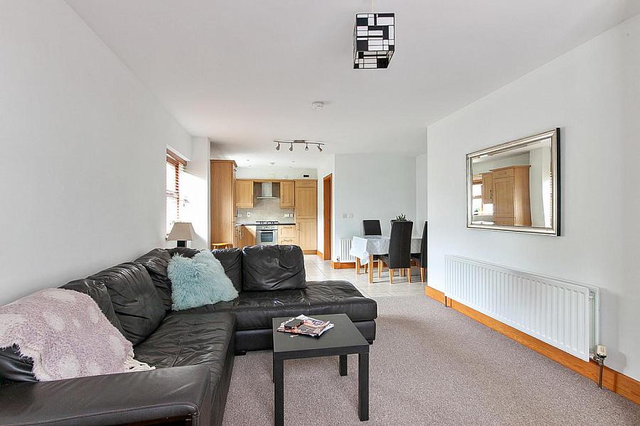 Apt 17, 226 Malone Road