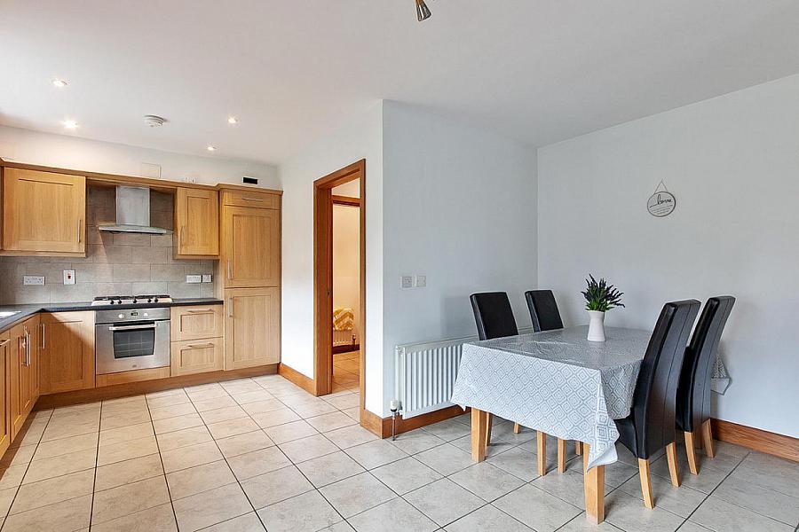 Apt 17, 226 Malone Road