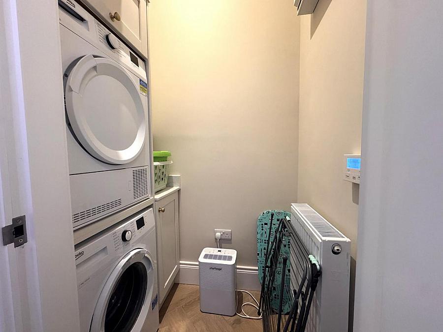 Apt 17 6 Lady Ishbel Boulevard