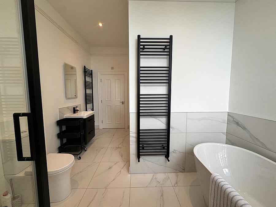 Apt 17 6 Lady Ishbel Boulevard