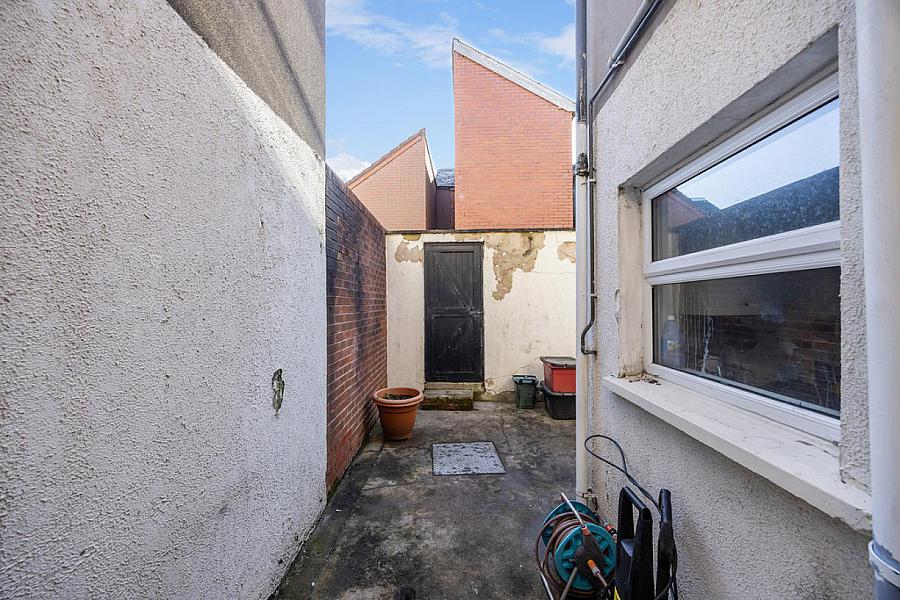 30 Fernwood Street