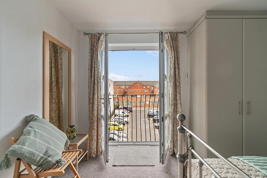 Apt 6, 36 Wellington Park