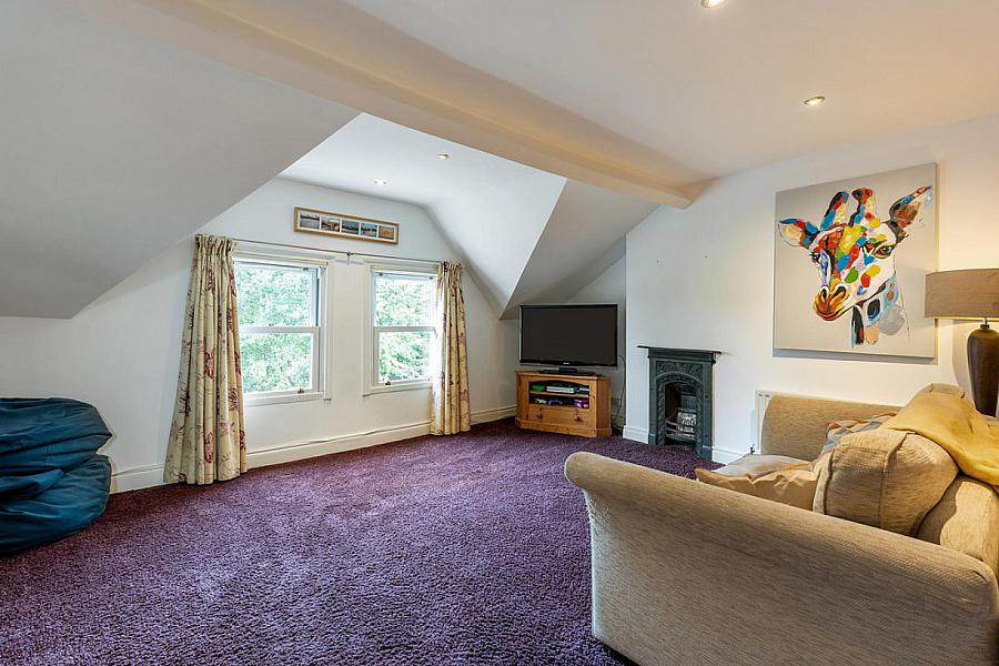394 Ravenhill Road