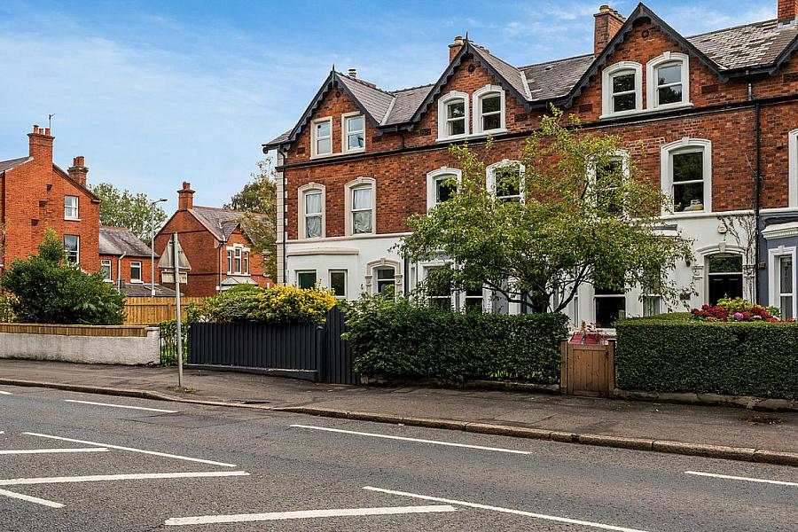 394 Ravenhill Road