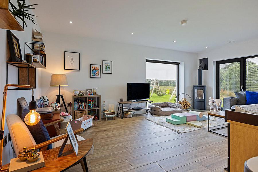 43c Monree Road