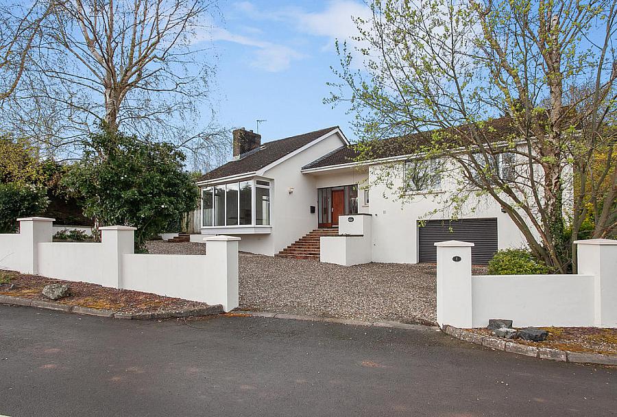 1 Fort Road